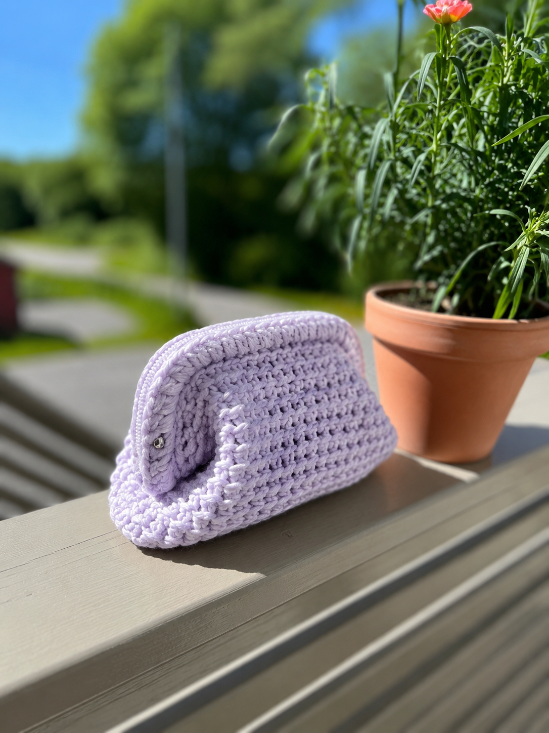 Ferdigheklet florette clutch