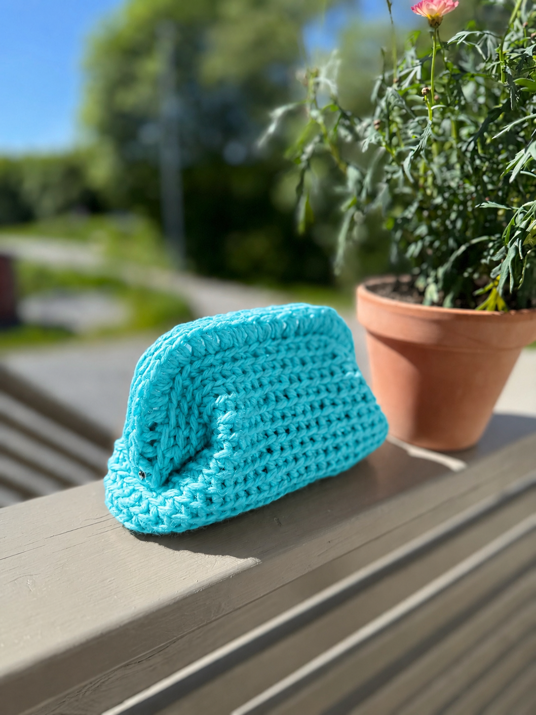 Ferdigheklet florette clutch